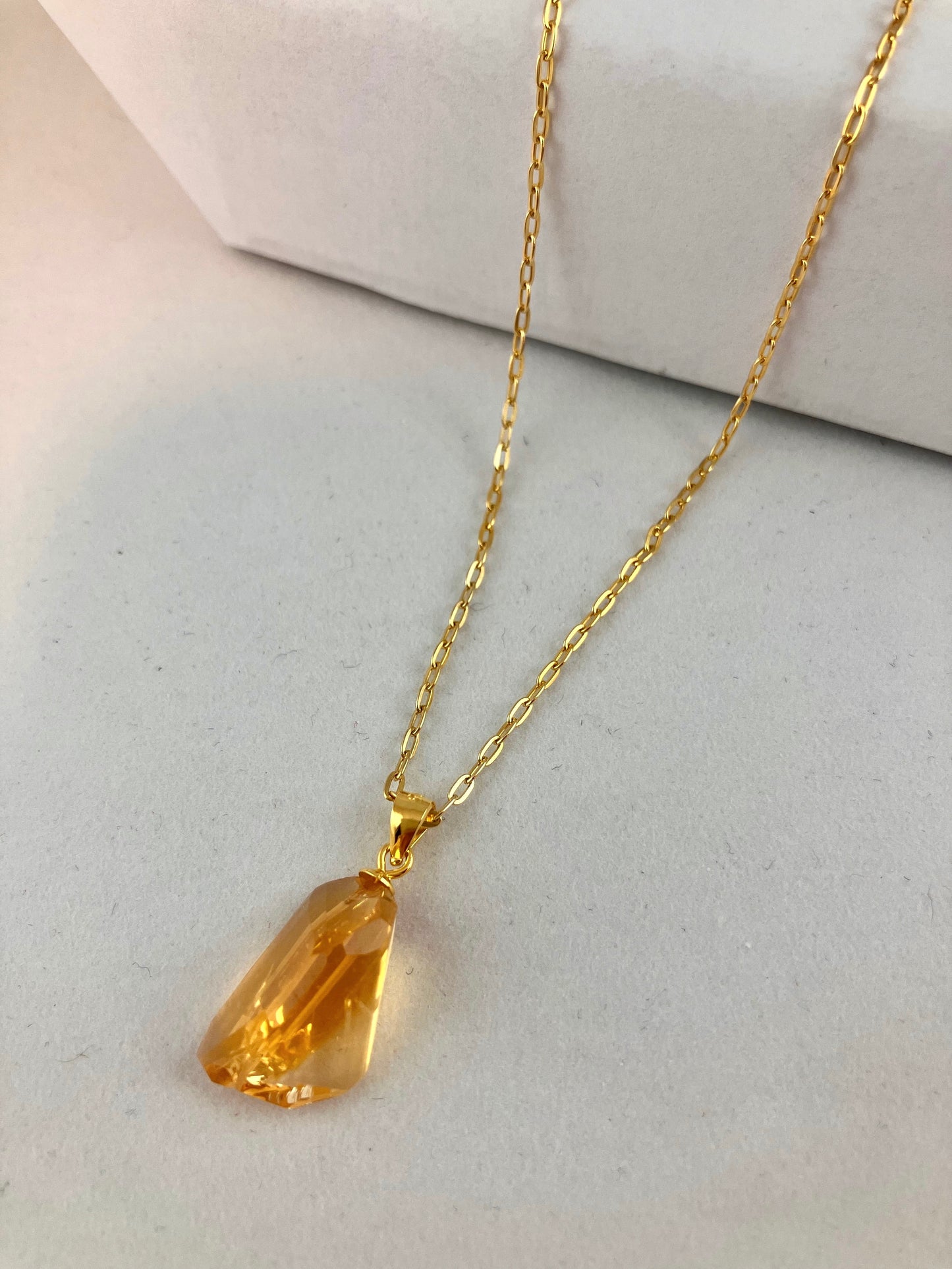 Sun Lover - Citrine Necklace