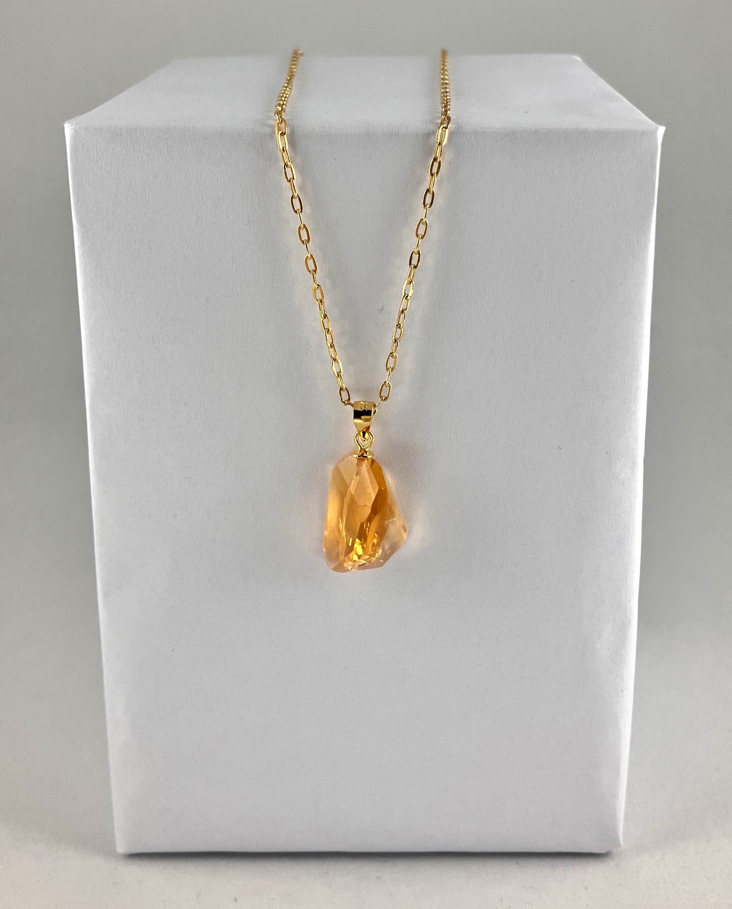 Sun Lover - Citrine Necklace